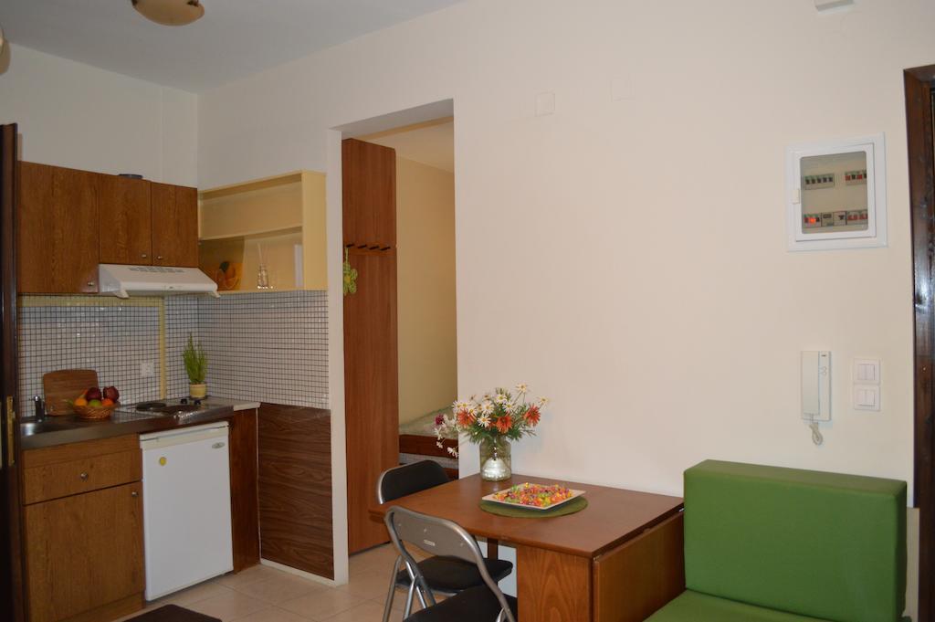 Home Suites خيرسونِسوس الغرفة الصورة