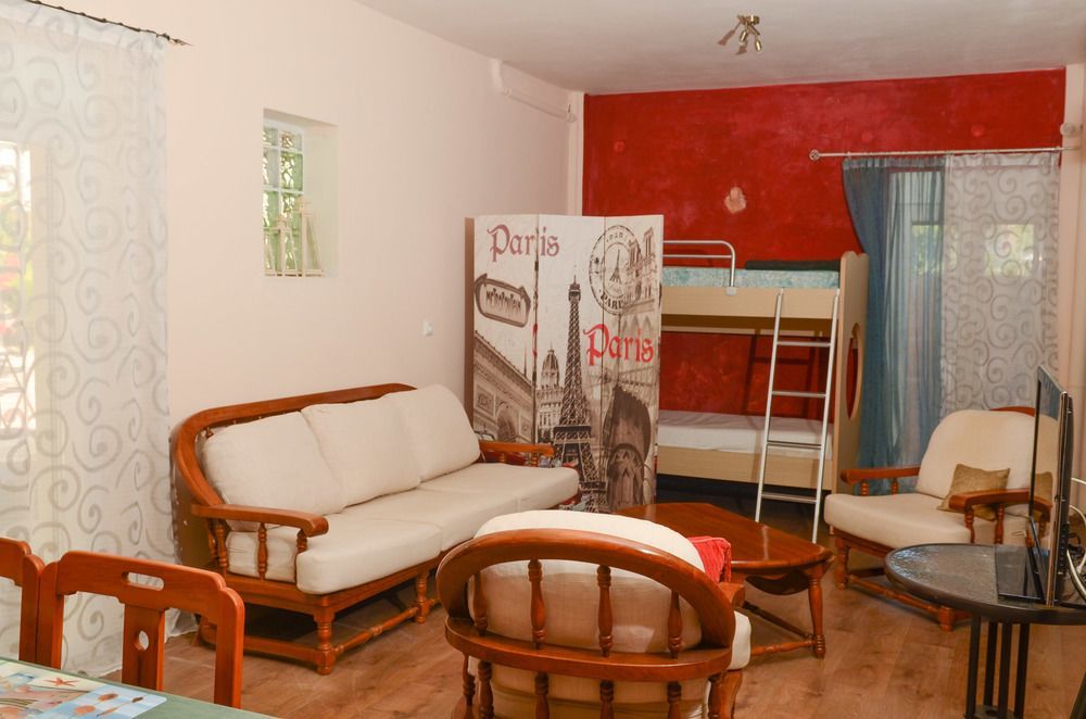 Home Suites خيرسونِسوس المظهر الخارجي الصورة